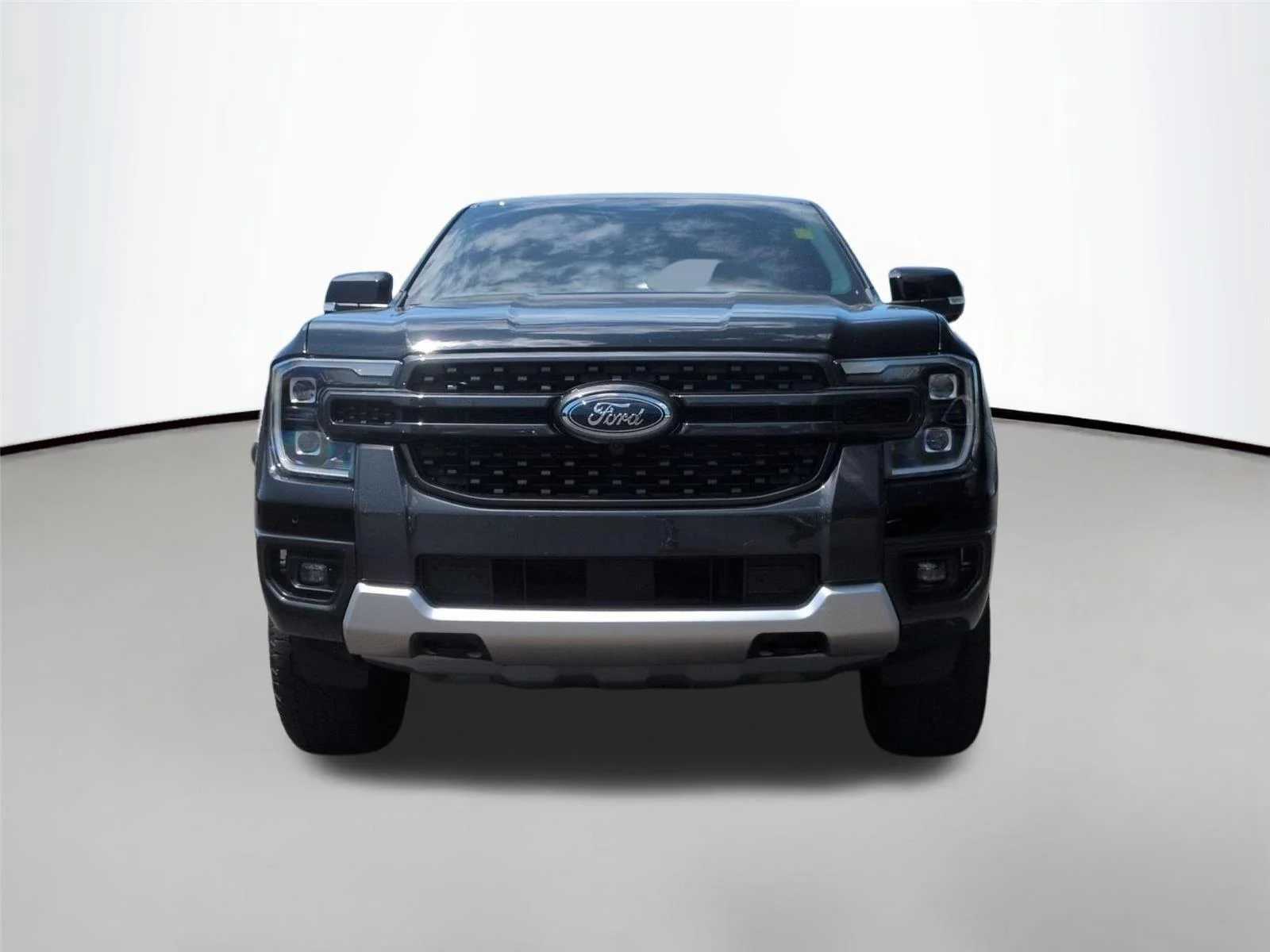 Used 2025 Shadow Black Ford LARIAT image 8