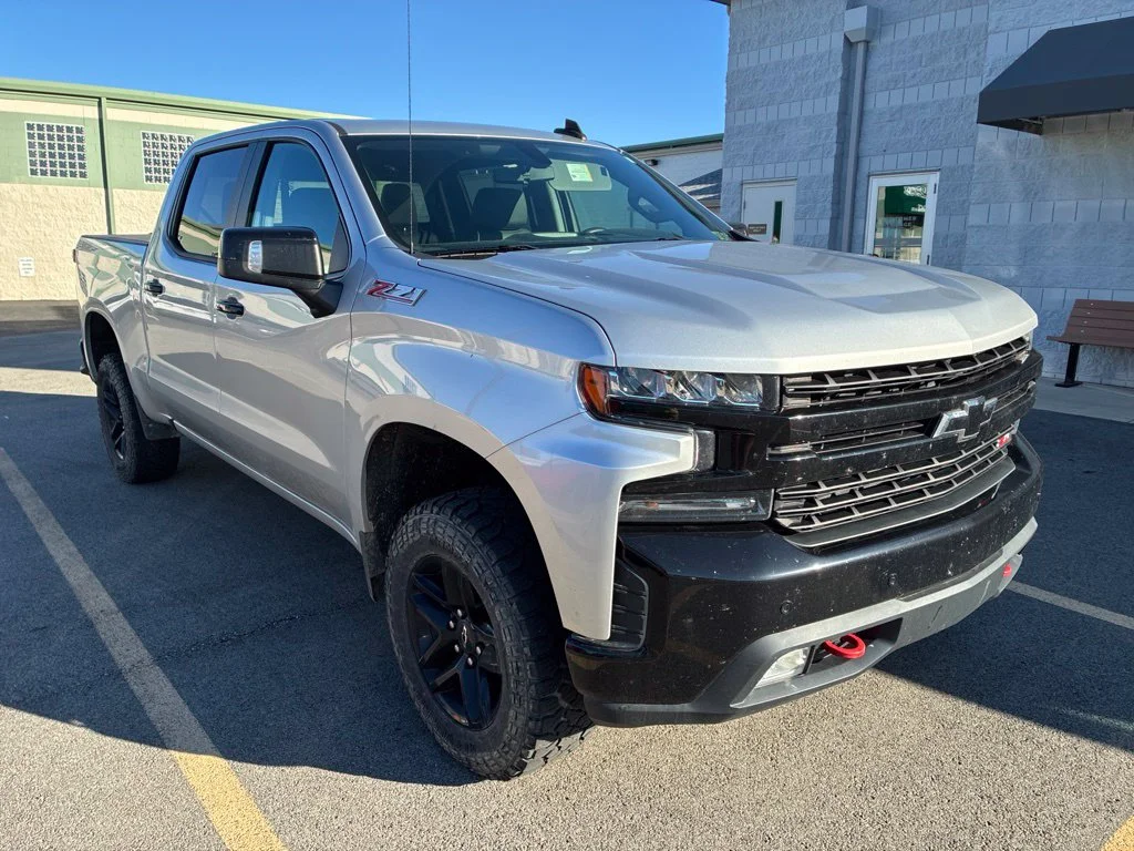 Used 2020 Silver Ice Metallic Chevrolet LT Trail Boss image 13