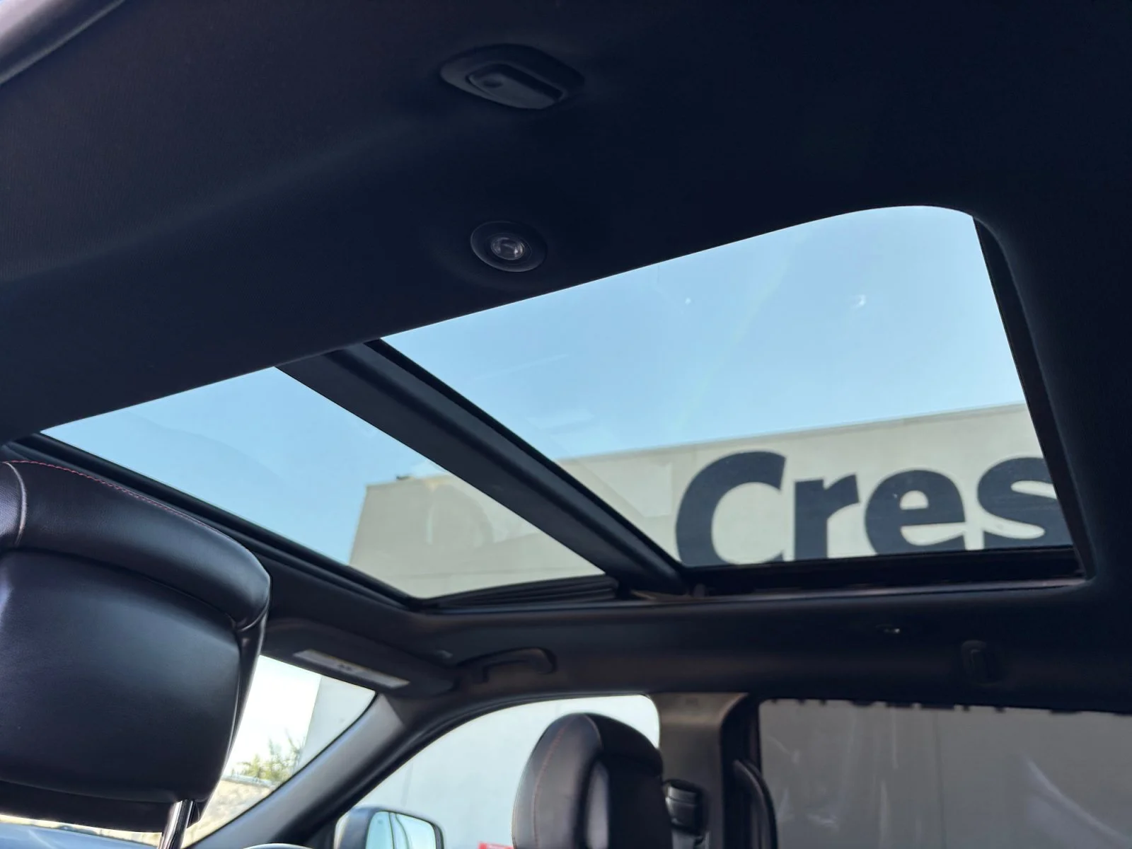 Used 2017 Black Jeep Trailhawk image 22
