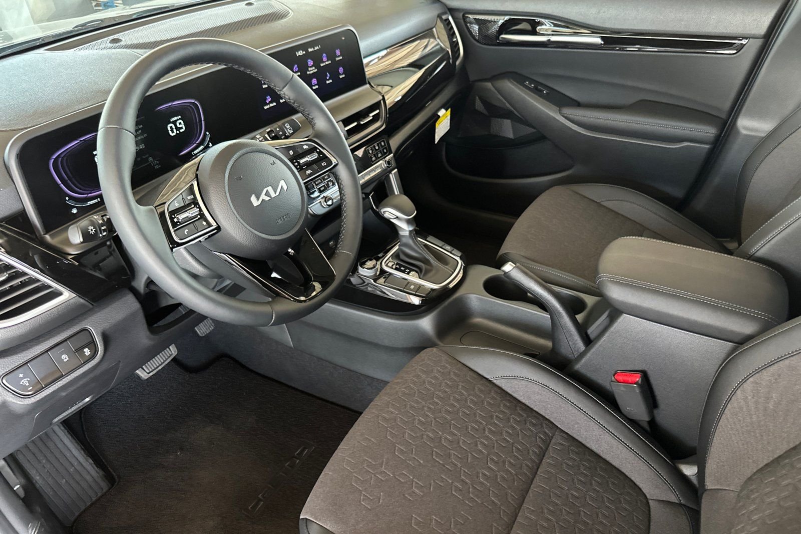New 2026 Gray Kia S image 10