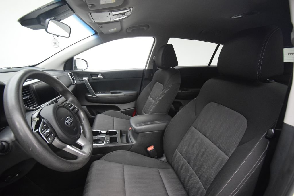 Used 2020 Clear White Kia LX image 13