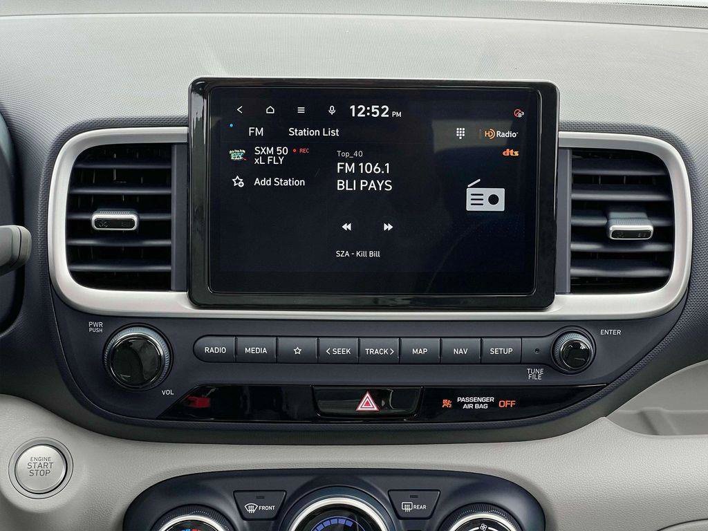 2025 Hyundai Venue Limited - Photo 38