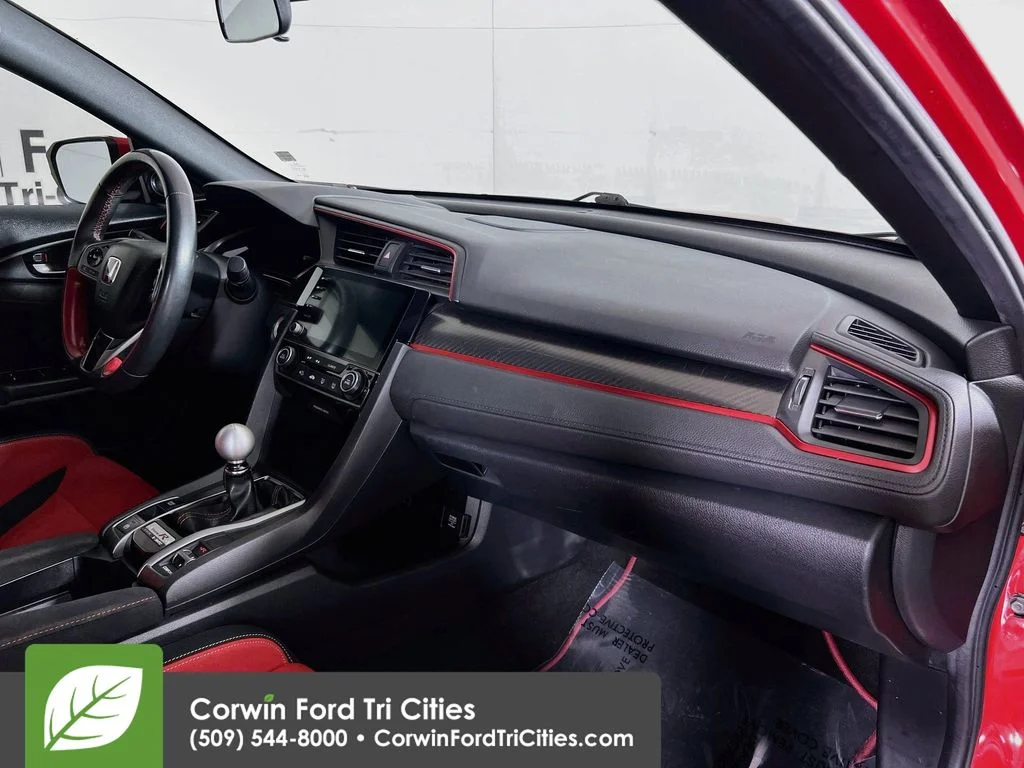 Used 2019 Rallye Red Honda Touring image 28