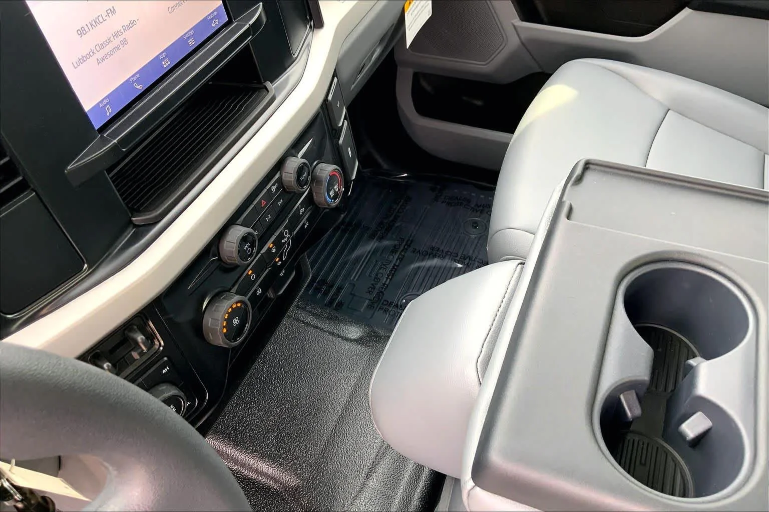 2026 Ford F-350 Super Duty XL - Photo 7