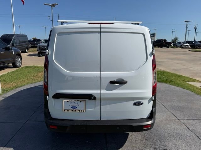 Used 2019 White Ford XL image 5