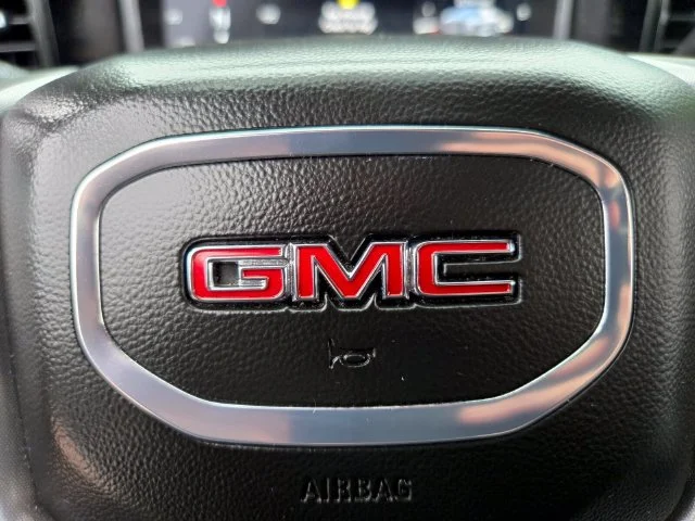 Used 2025 Sterling Metallic GMC SLT image 31
