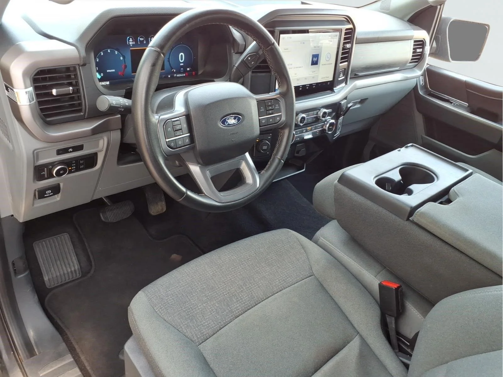 Used 2025  Ford XLT image 15