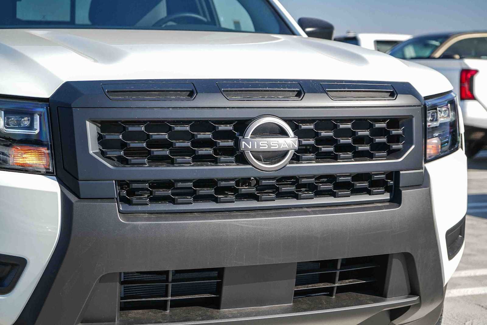 New 2026 Glacier White Nissan King Cab® S image 5