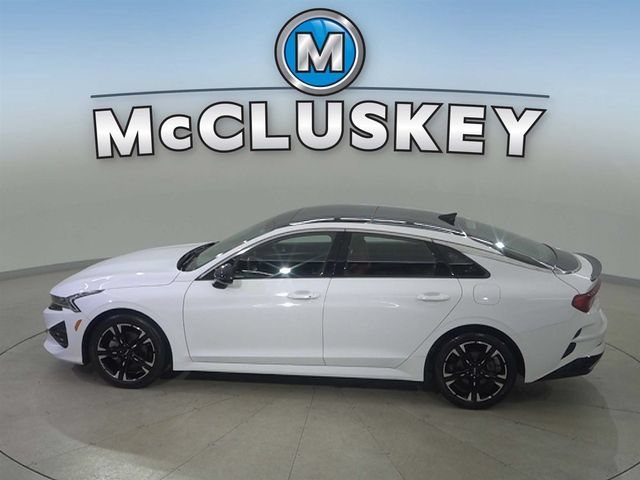 Used 2024 White Kia GT-Line image 10