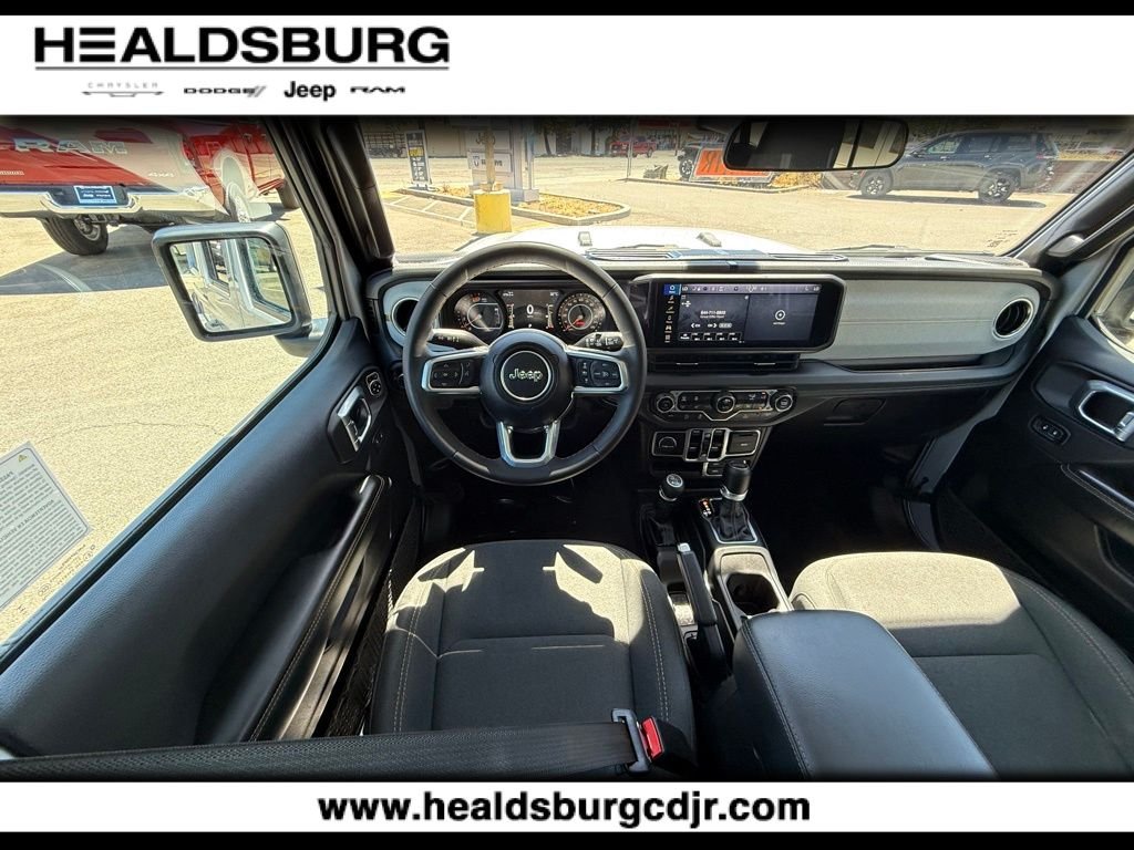 2024 Jeep Wrangler 4-Door Sahara - Photo 15