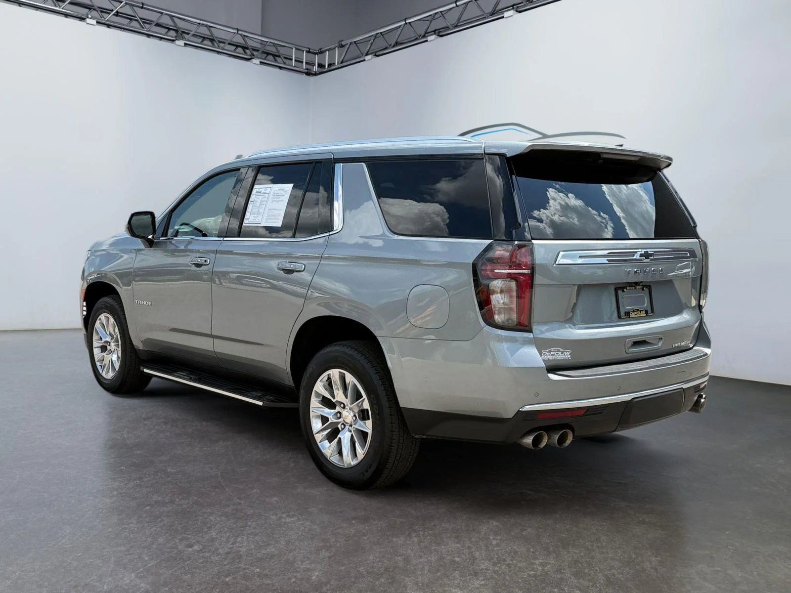Used 2023 Sterling Gray Metallic Chevrolet Premier image 5