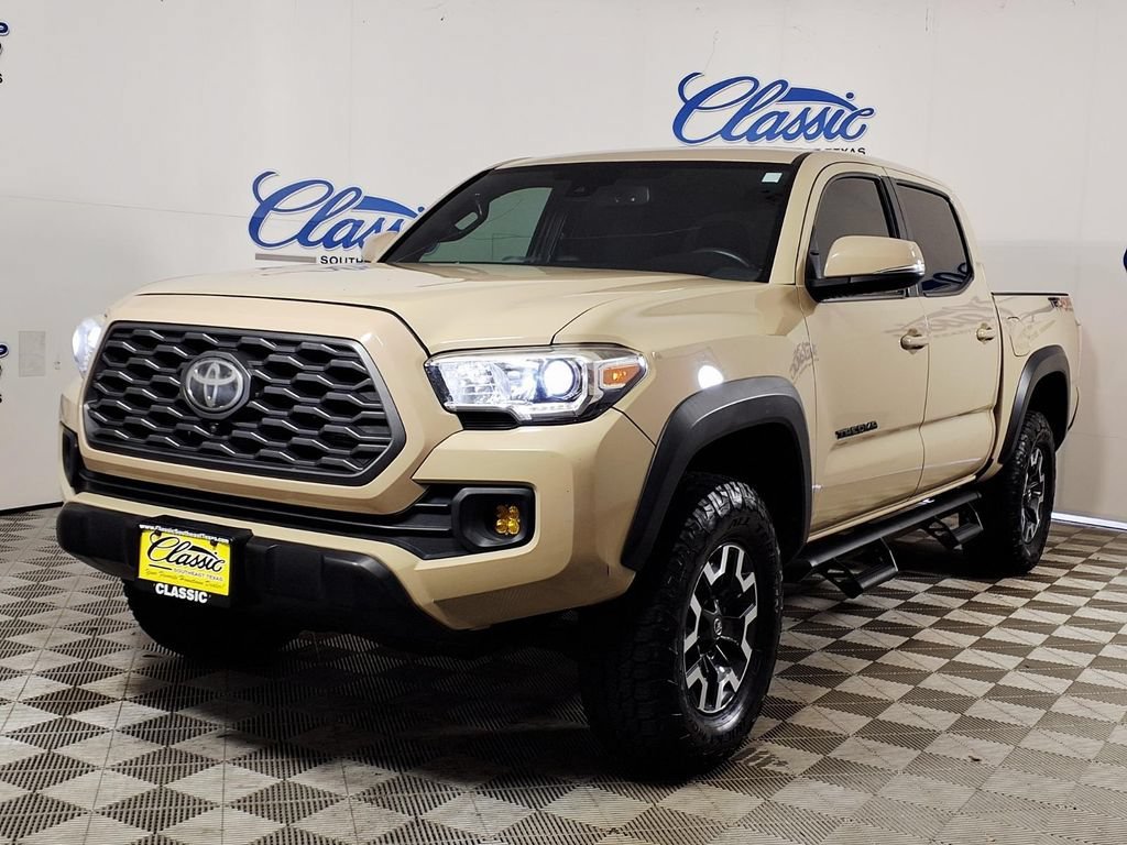 Used 2020 Quicksand Toyota SR5 image 6