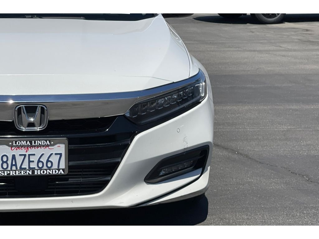 Used 2018 Platinum White Pearl Honda Touring 1.5T image 51