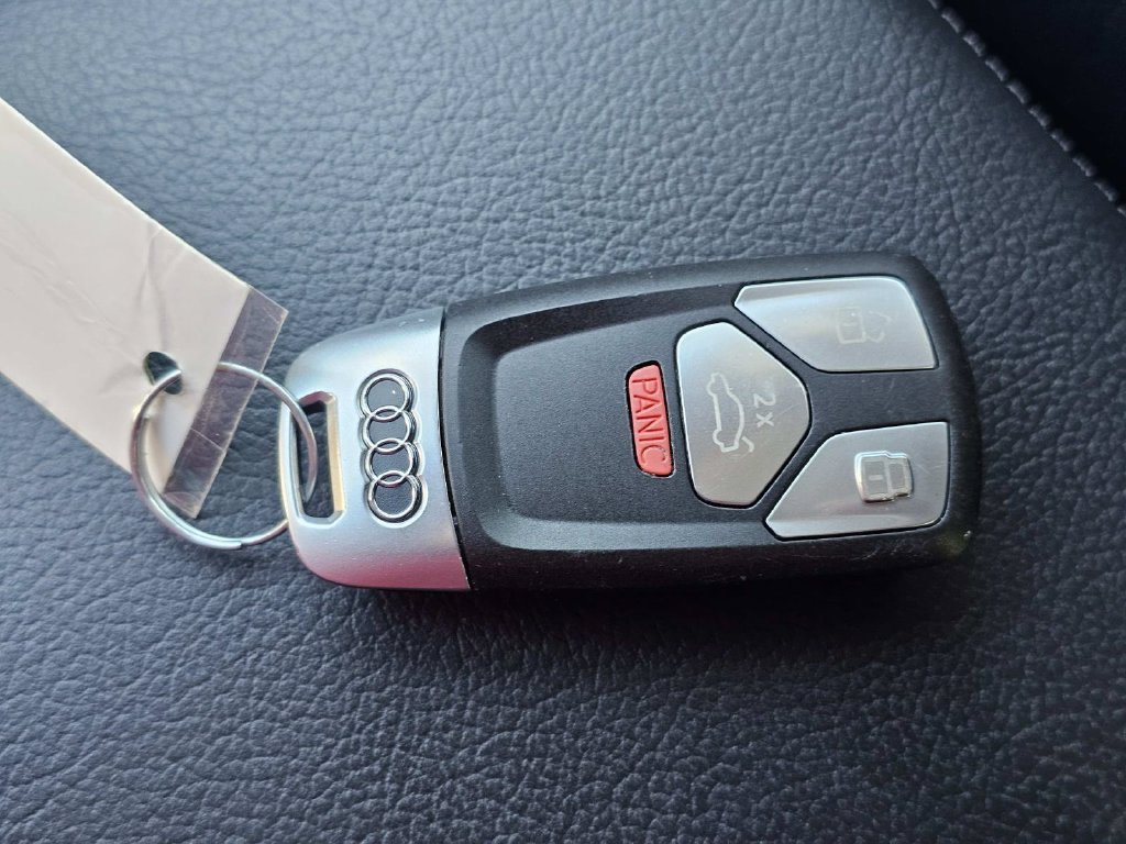 Used 2020 White Audi Premium image 36