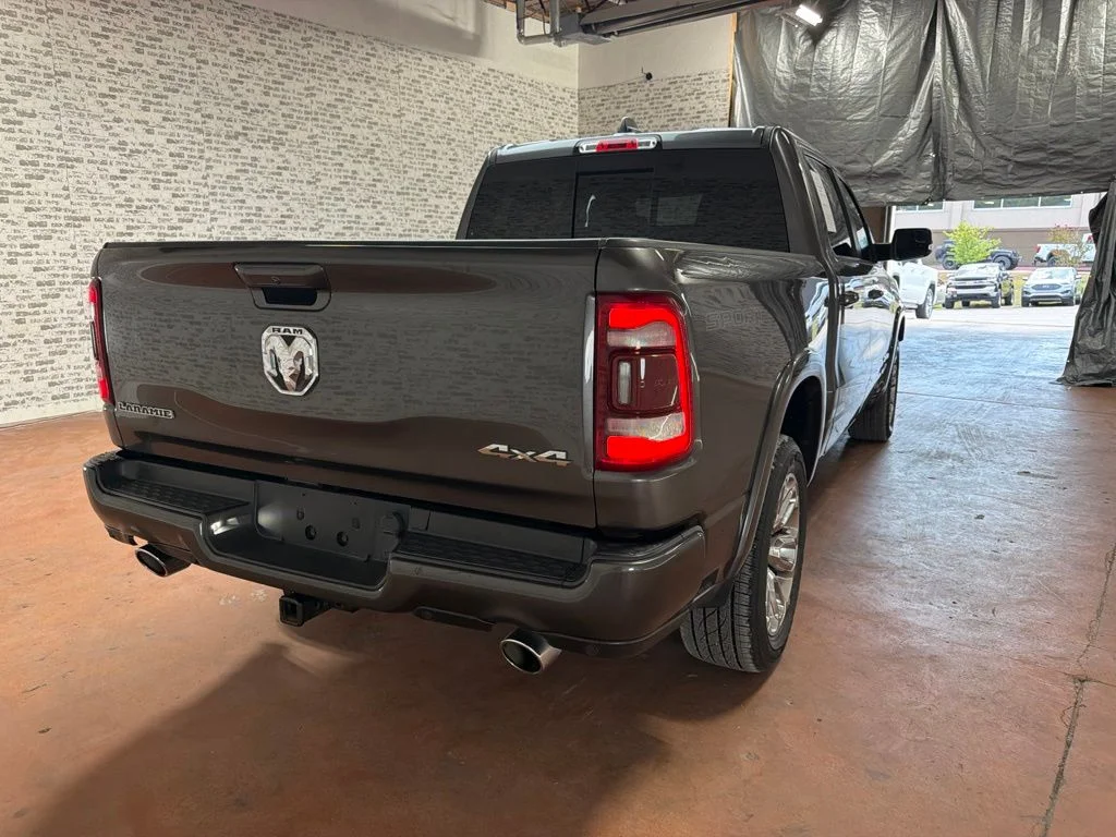 Used 2022 Granite Crystal Metallic Clearcoat Ram Laramie image 7