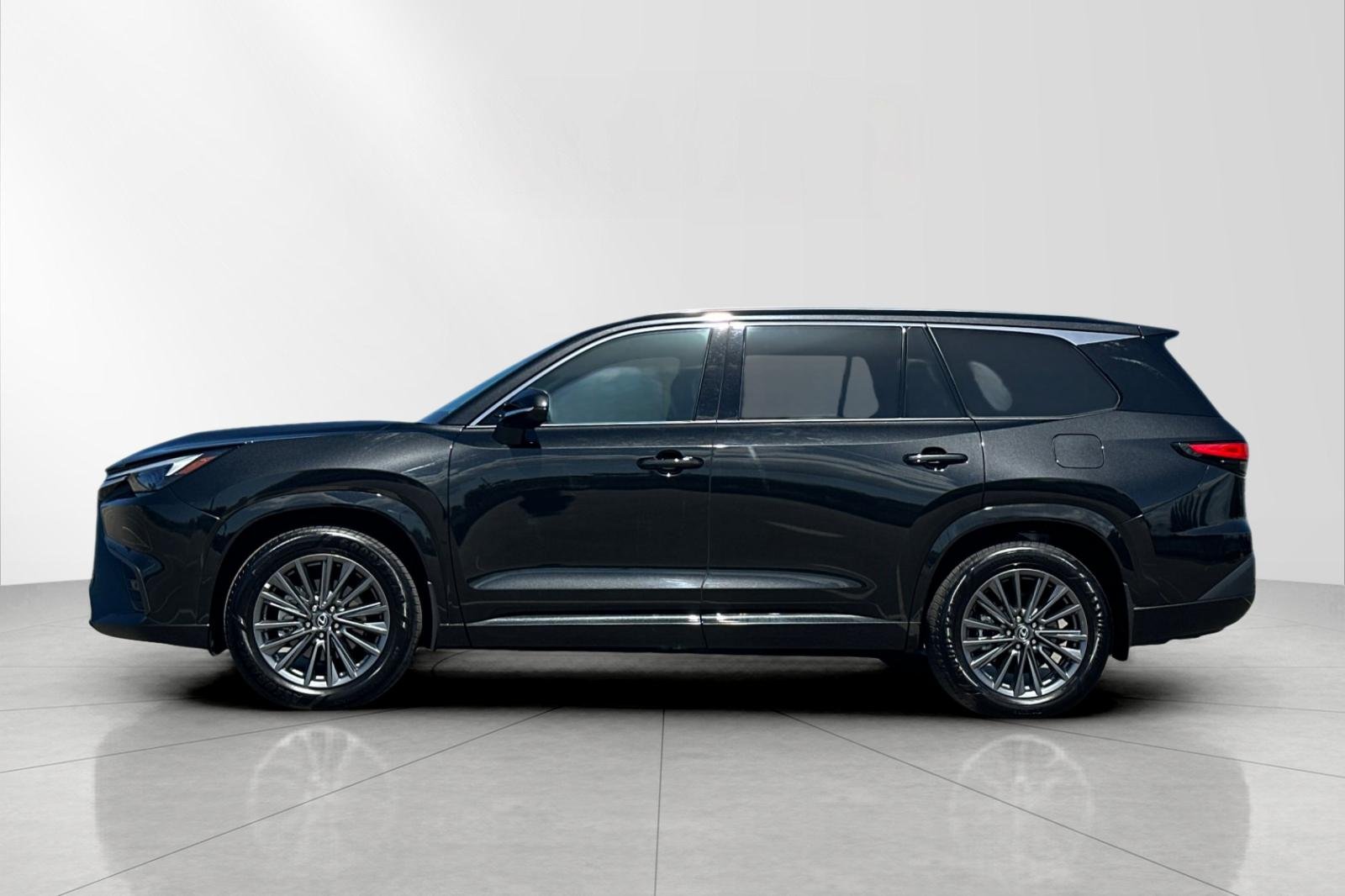 Used 2025 Black Lexus 350 image 3
