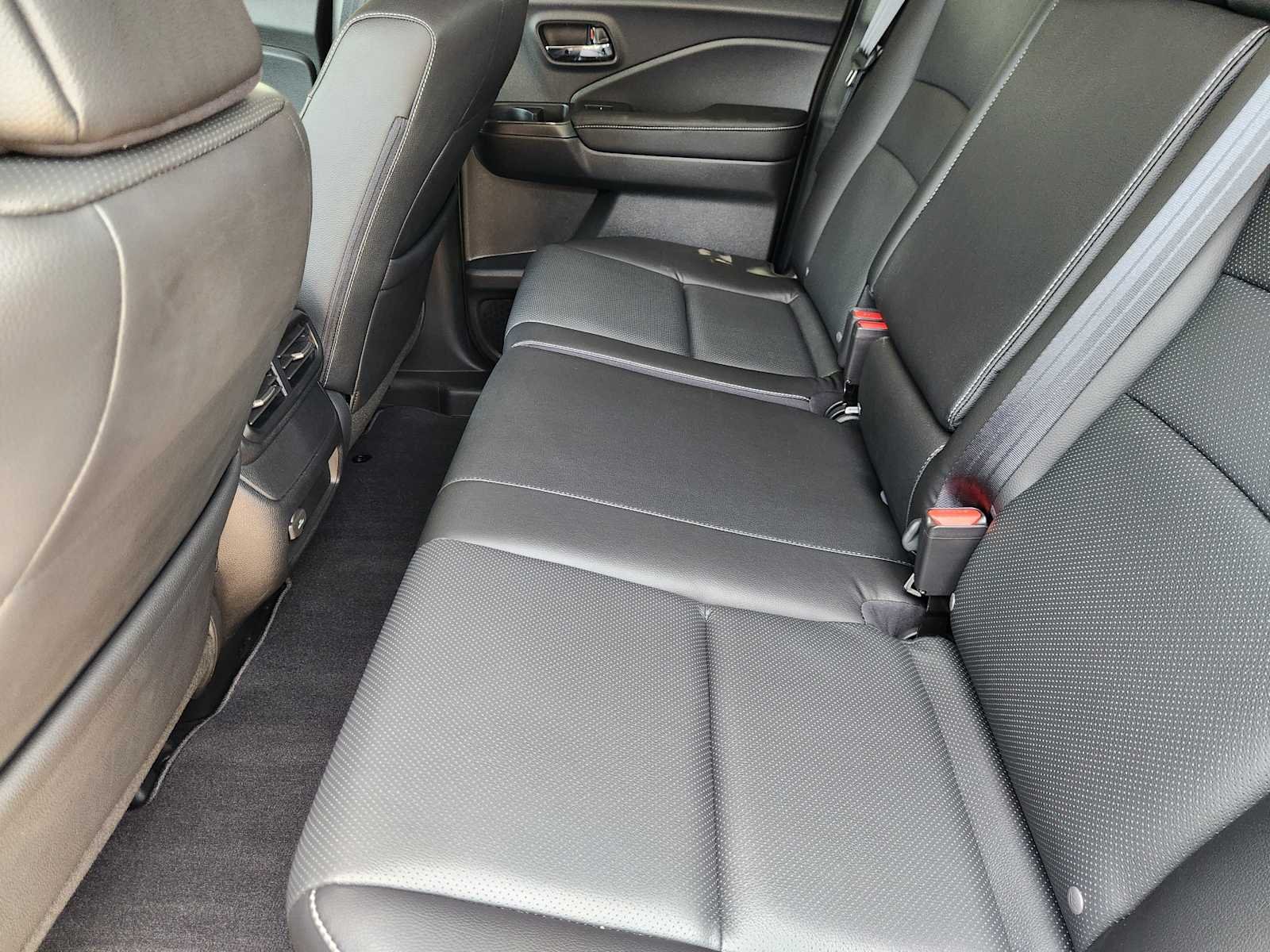 Used 2025 Sonic Gray Pearl Honda RTL image 28