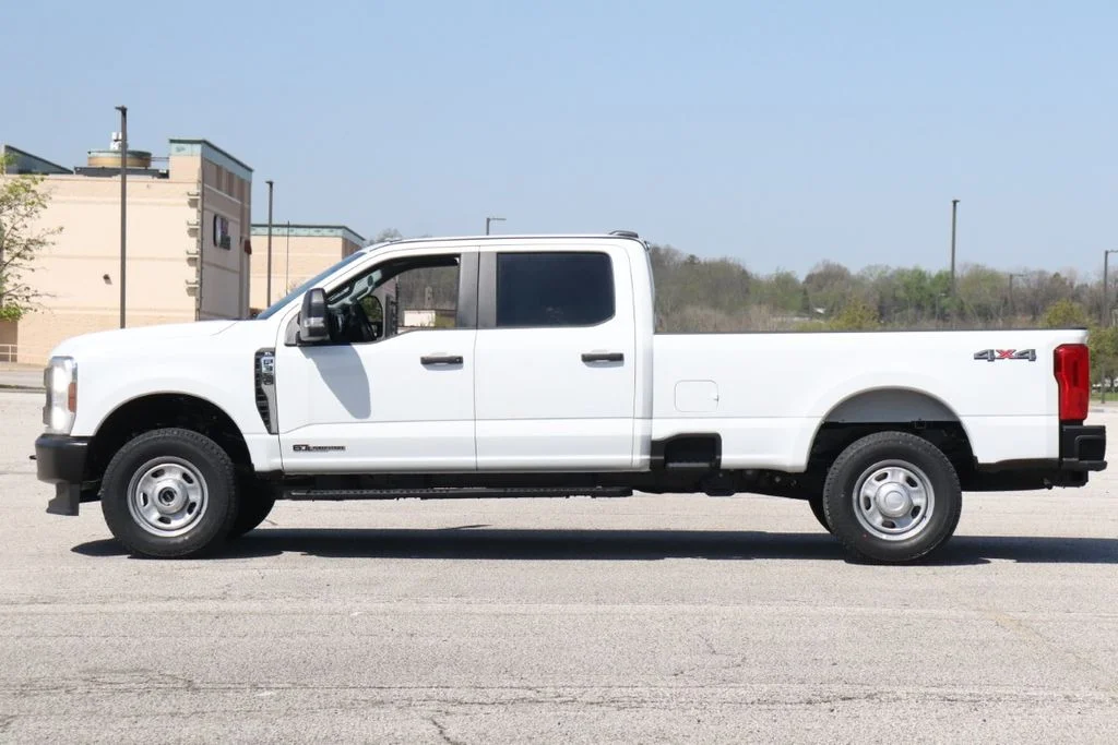 New 2026 White Ford XL image 6