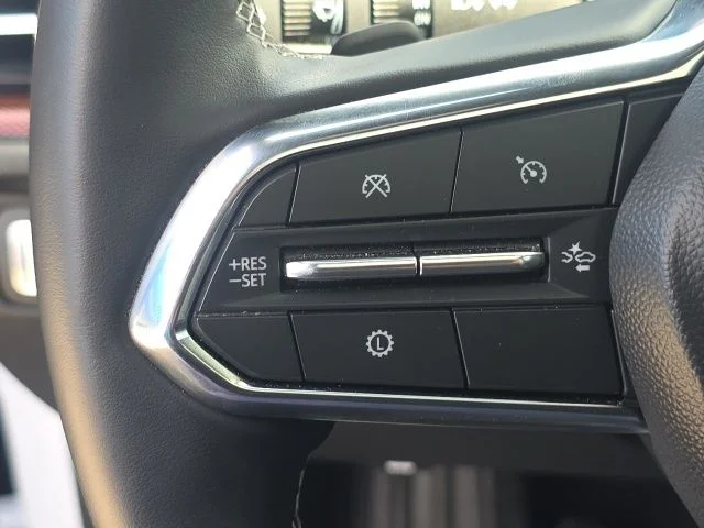 Used 2026 White Chevrolet Z71 image 20