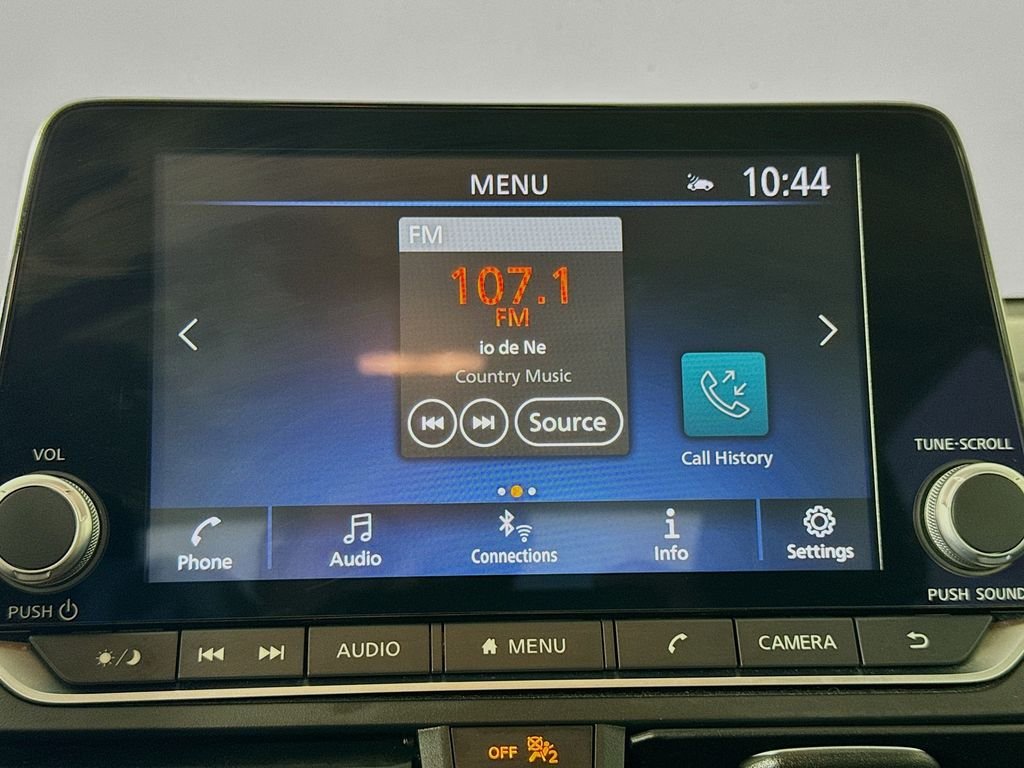 2025 Nissan Altima SV - Photo 17