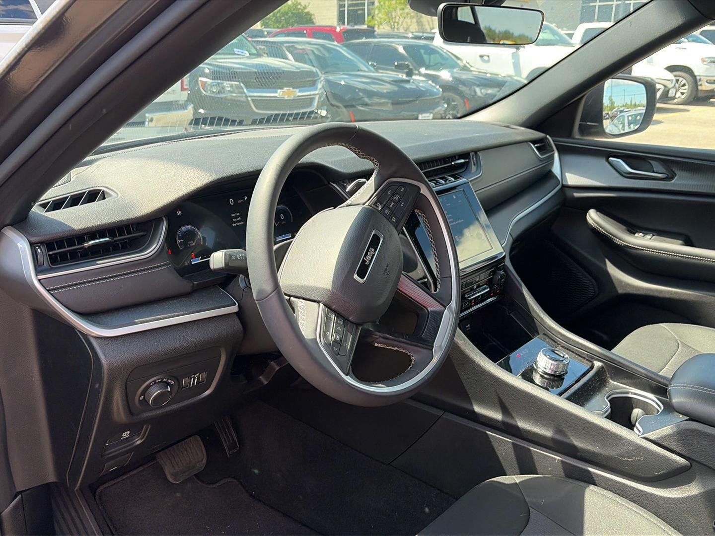 Used 2026 Baltic Gray Metallic Clearcoat Jeep Laredo X image 5