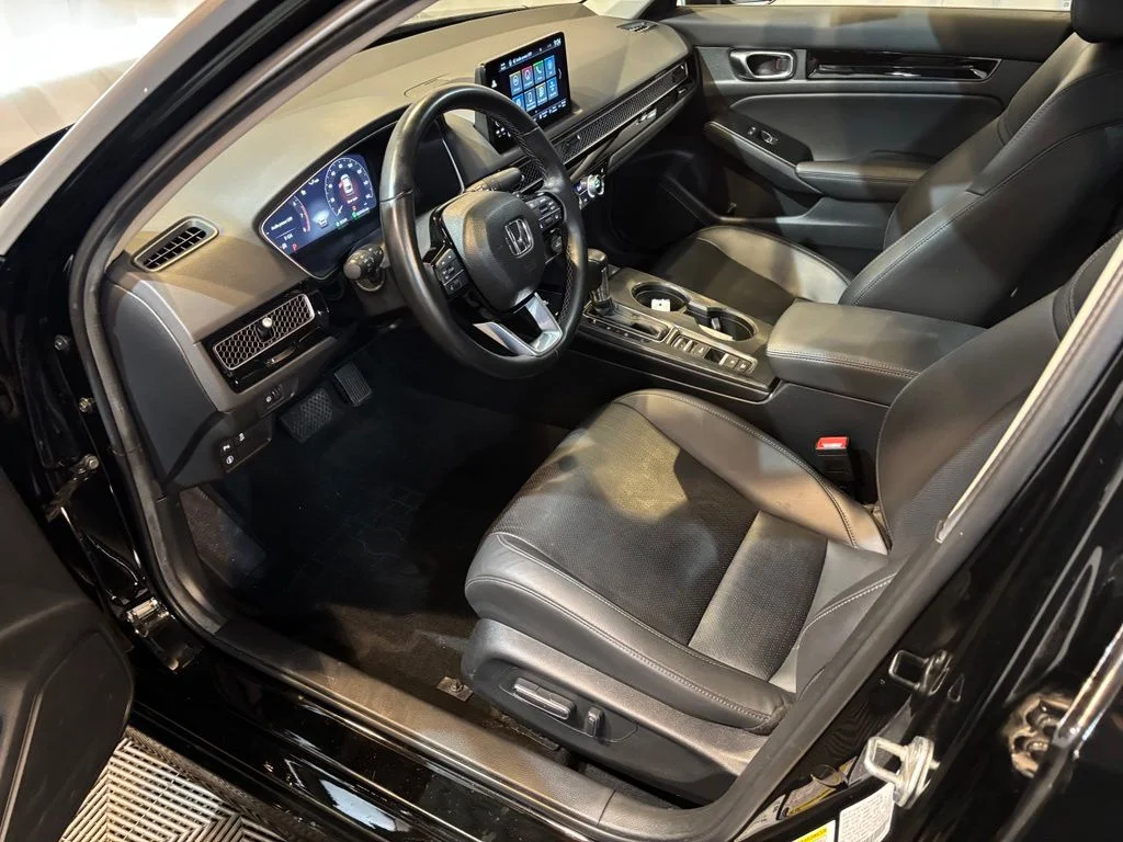 Certified Used 2024 Crystal Black Pearl Honda Touring image 6