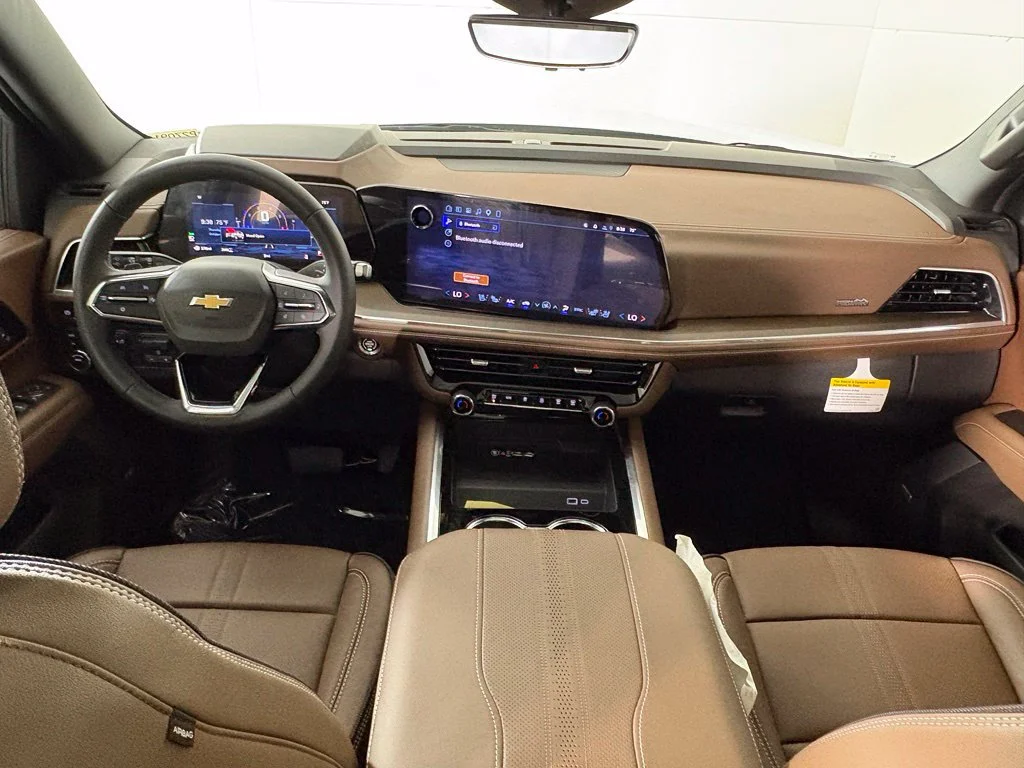 2027 Chevrolet Suburban High Country - Photo 44