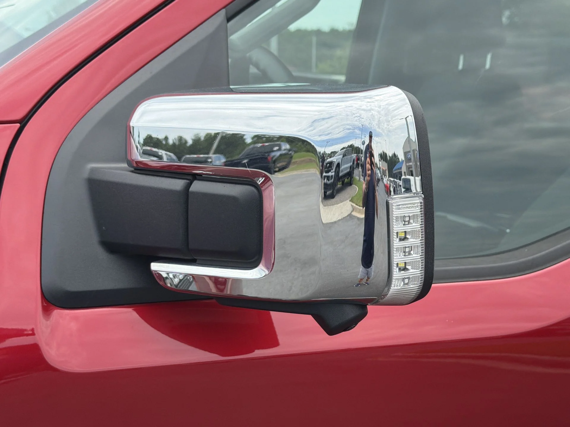 Used 2024 Red Metallic Ford XLT image 37