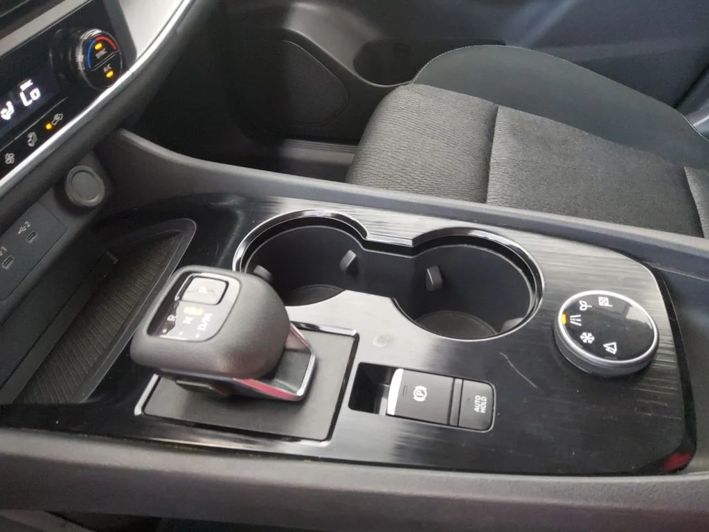 Used 2025 Silver Nissan SV image 23