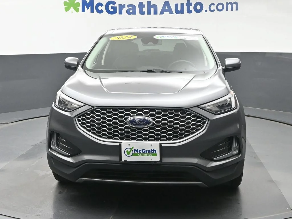 Used 2024 Gray Ford SEL image 6
