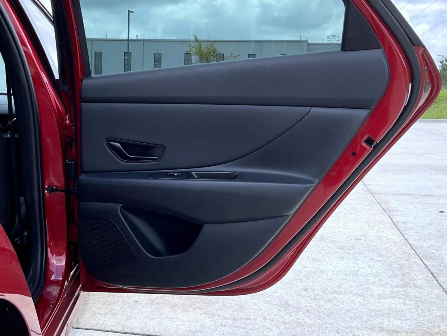 Certified Used 2025 Red Hyundai SEL Sport image 18