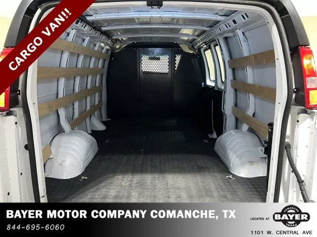 2023 GMC Savana Cargo Work Van - Photo 20
