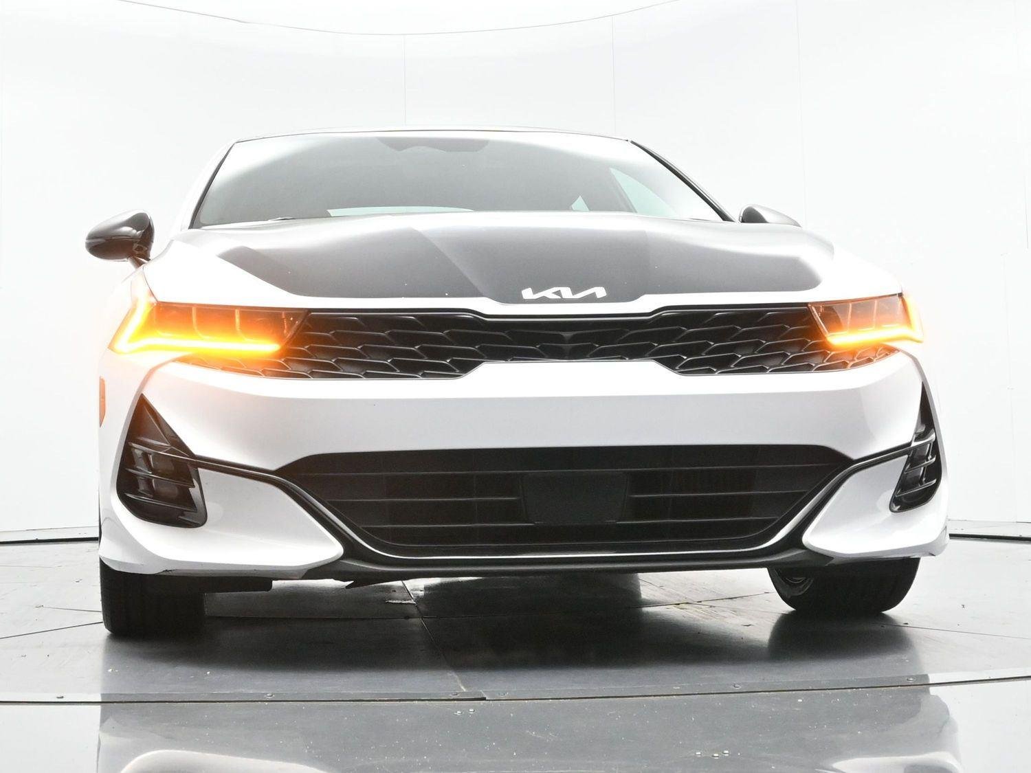 Used 2022 Glacial White Pearl Kia GT-Line image 44