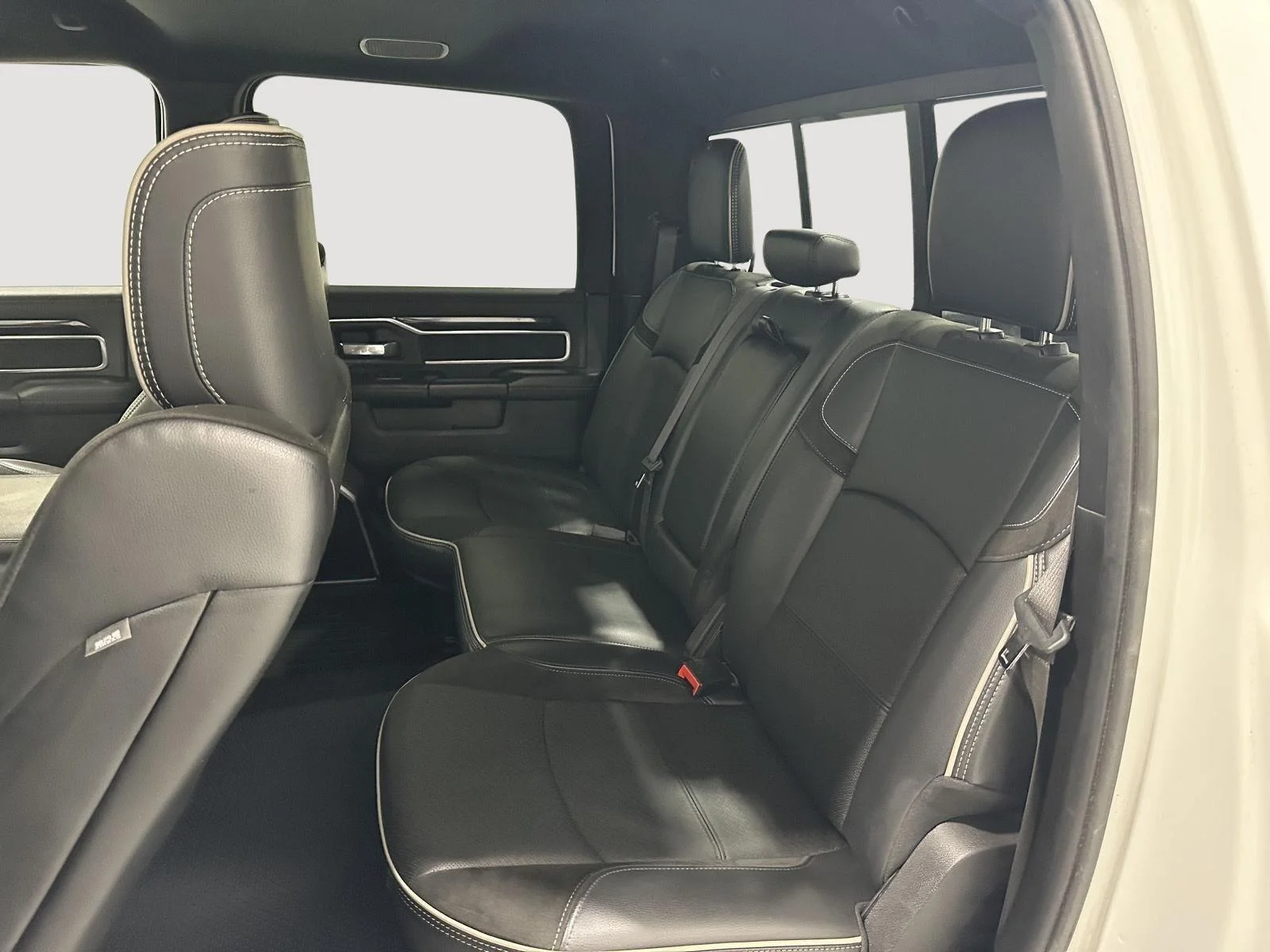 Used 2022 Bright White Clearcoat Ram Laramie image 22