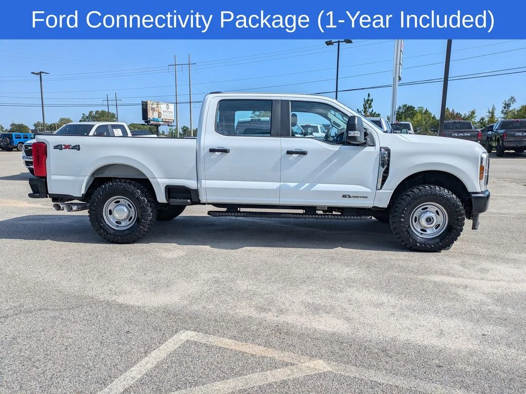 Used 2026 White Ford XL image 3