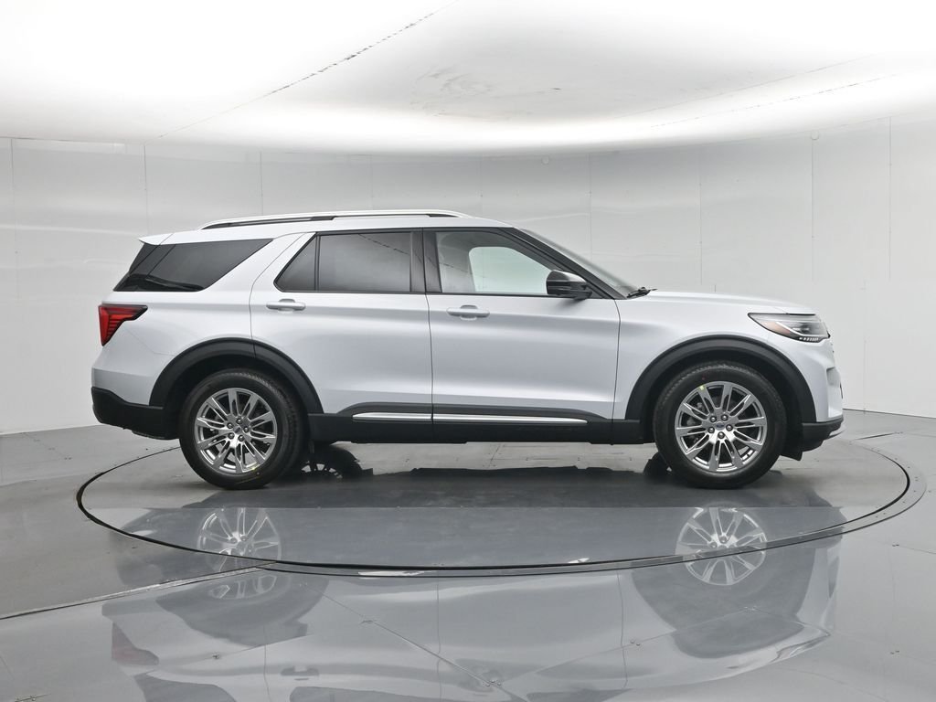 New 2026 Star White Metallic Tri-Coat Ford Platinum image 29