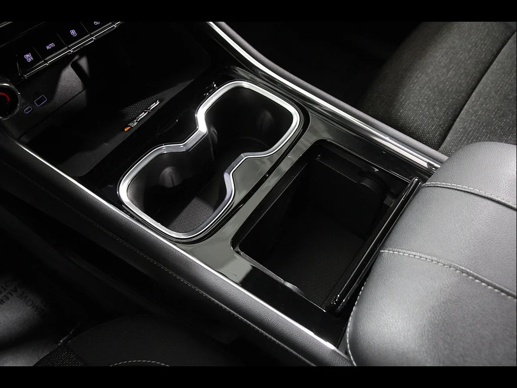 2024 Chevrolet Traverse 2LT - Photo 18
