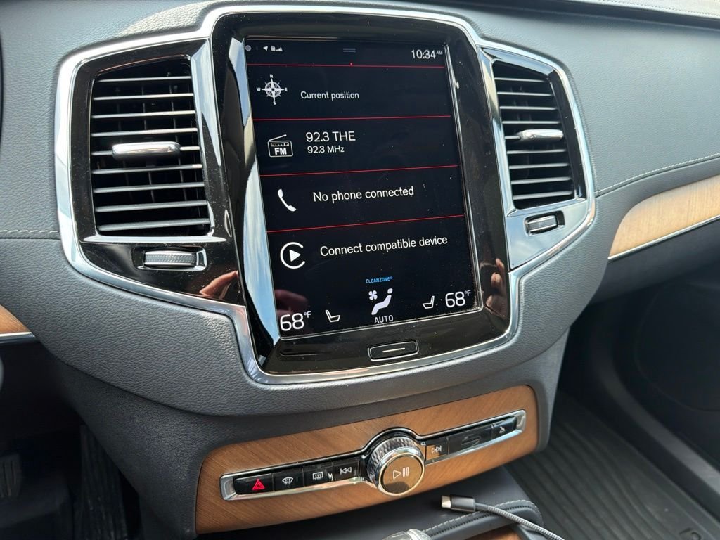 Used 2020 Onyx Black Metallic Volvo T6 Inscription image 11