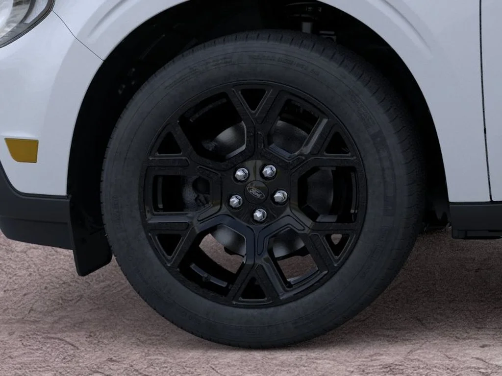 New 2026 Space White Metallic Ford XLT image 20