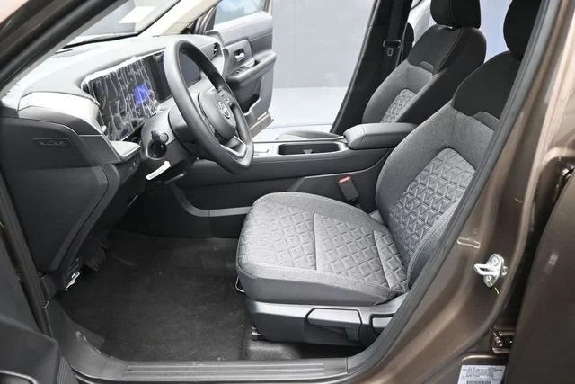 New 2026 Canyon Bronze Metallic Nissan SV image 26