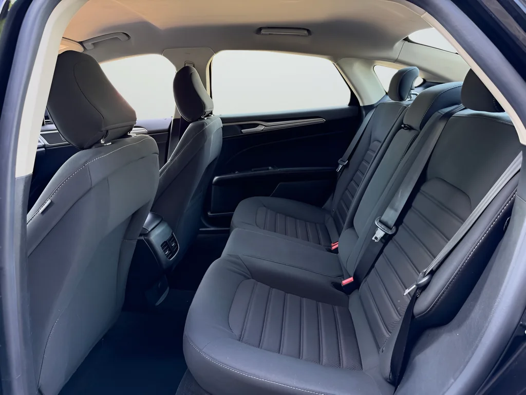 Used 2020 Black Ford SE image 21