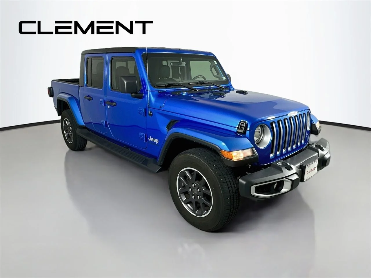 Used 2021 Hydro Blue Pearlcoat Jeep Overland image 5