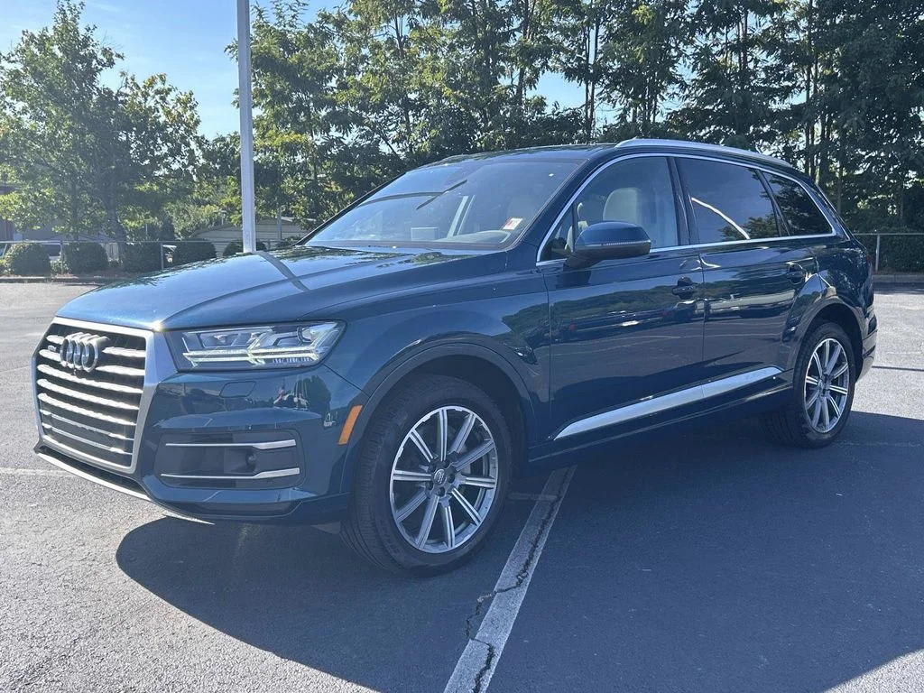 Used 2018  Audi 2.0T Premium Plus image 3
