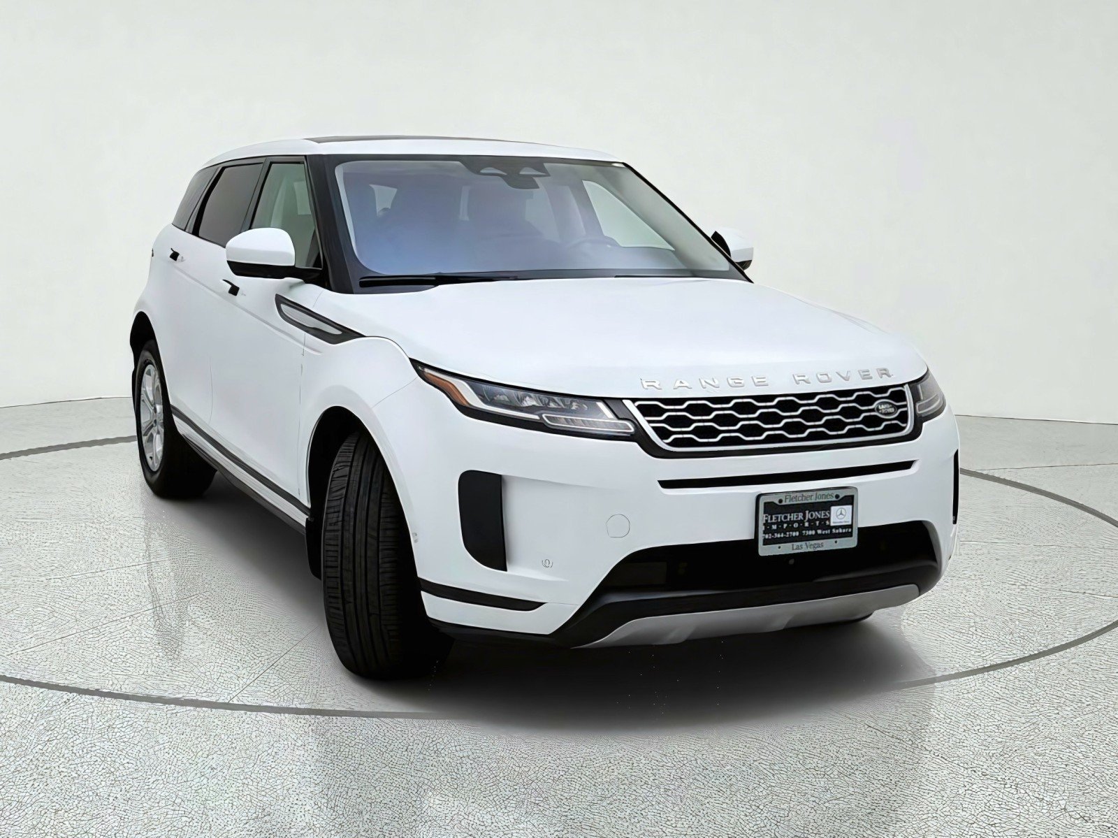 Used 2021 Fuji White Land Rover S image 4