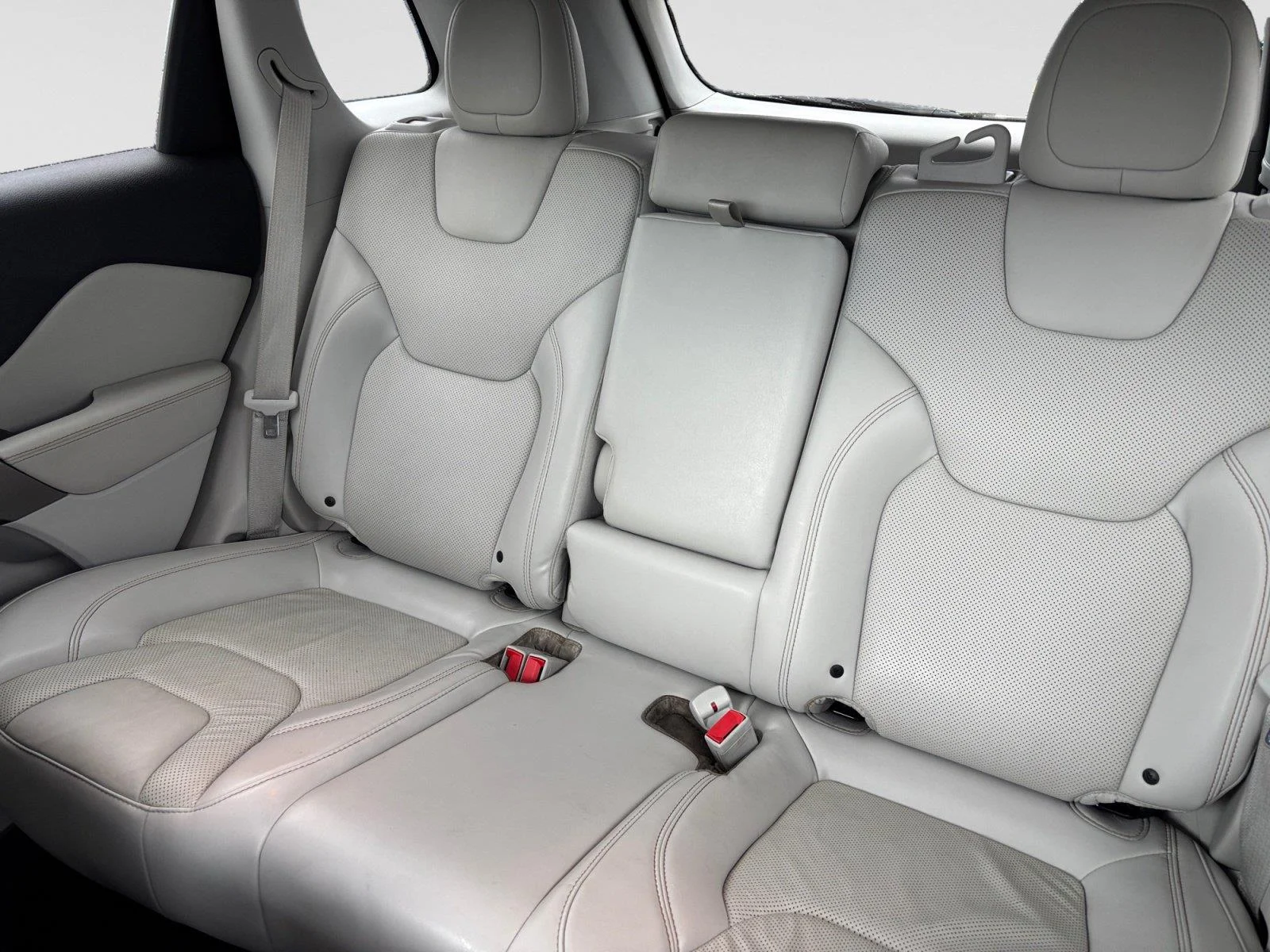 Used 2019 Sting-Gray Clearcoat Jeep Limited image 13