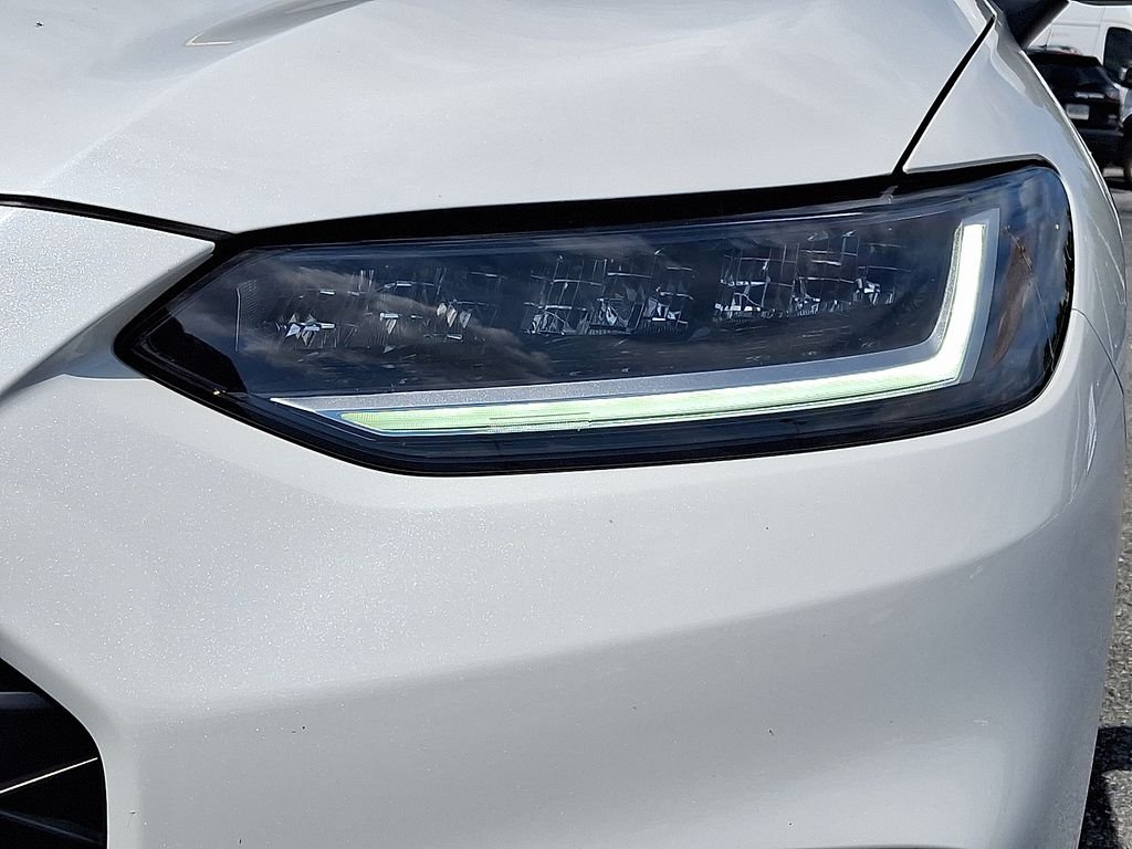 Used 2024 White Honda LX image 10