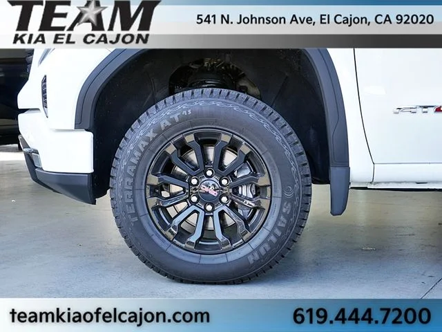 2023 GMC Sierra 1500 AT4X - Photo 7