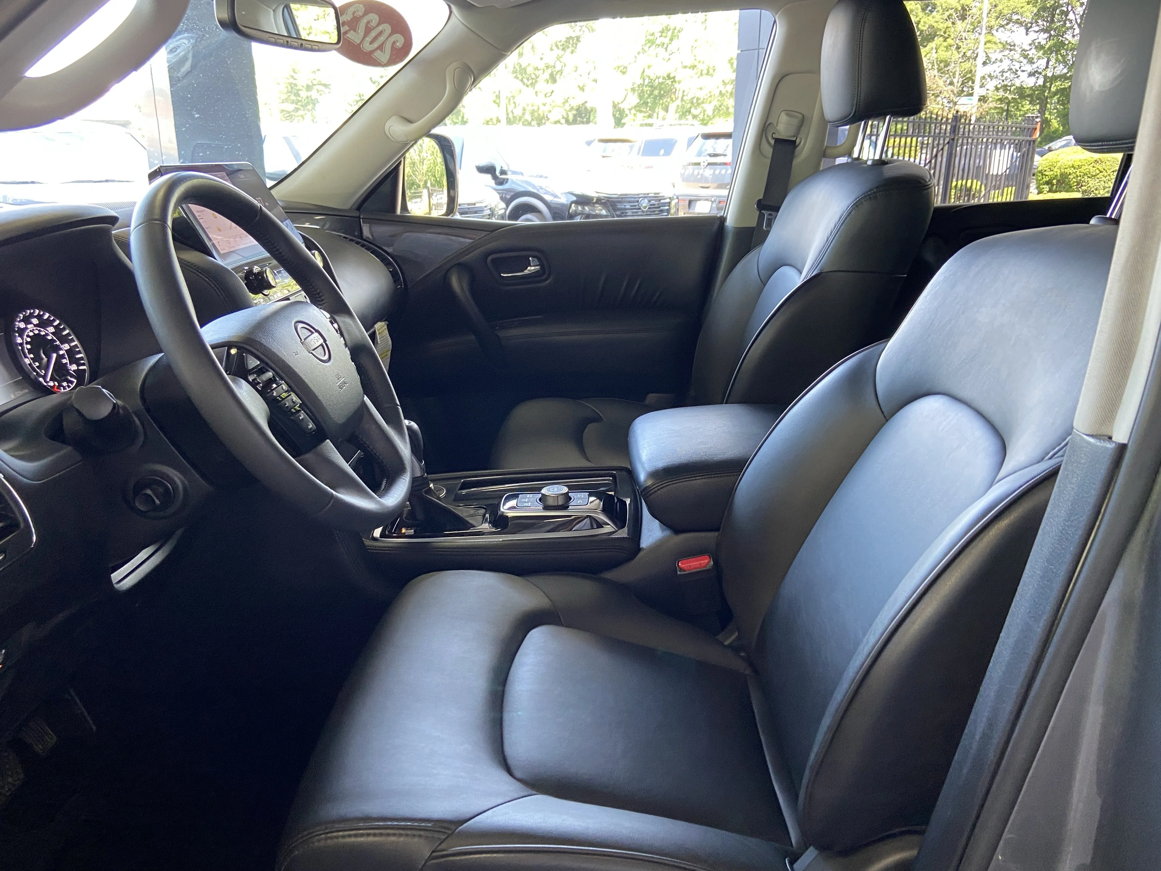 2023 Nissan Armada SV - Photo 23