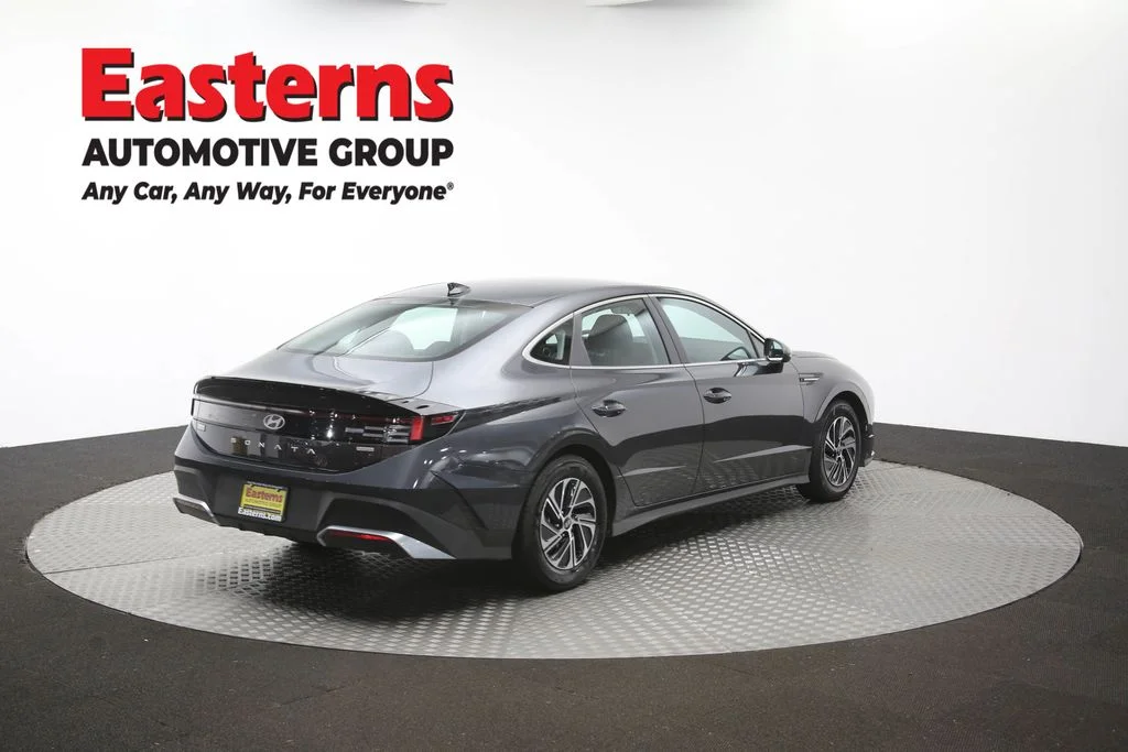 Used 2026 Gray Hyundai Blue image 41