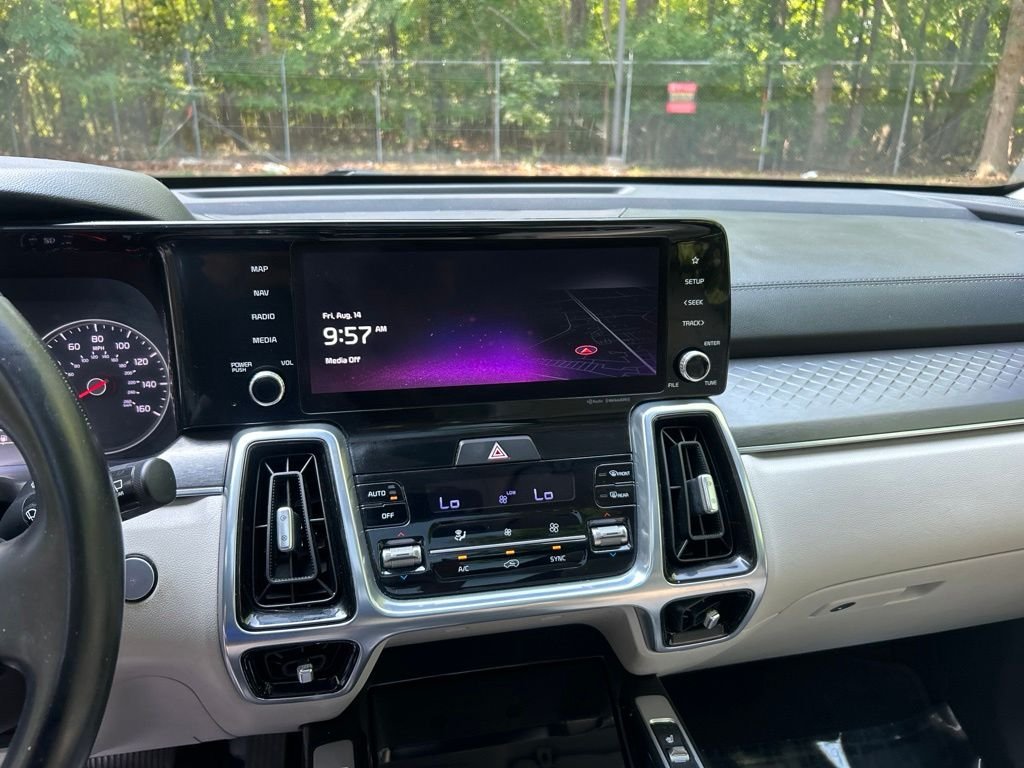Used 2022 Gray Kia SX image 18
